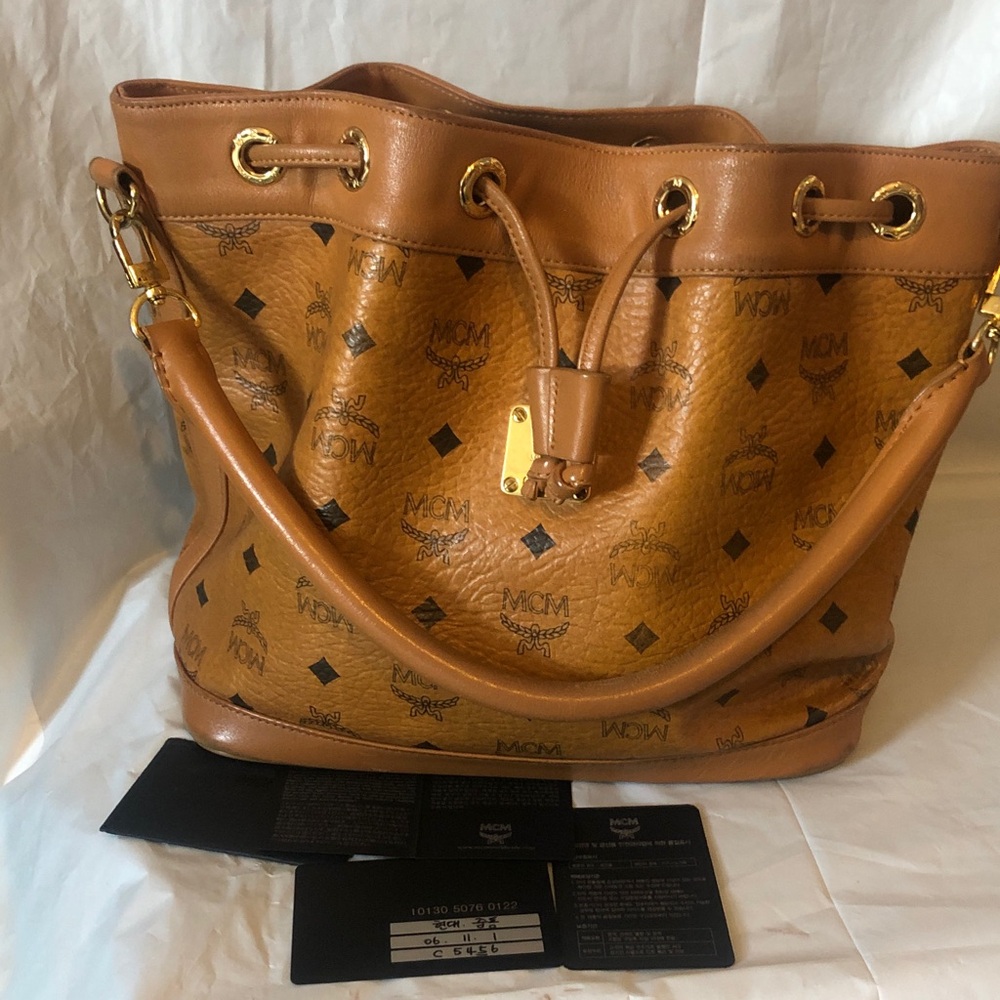 MCM classic signature leather shoulder bag with drawstring & authenticity cards - Picture 11 of 16